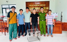 Mua động vật quý hiếm rồi giao nộp cho công an