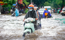 Hà Nội mưa lớn trên 350 mm do bão số 10, nguy cơ ngập lụt