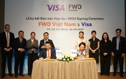 Khách hàng của FWD Việt Nam có thể đóng phí bảo hiểm bằng thẻ Visa