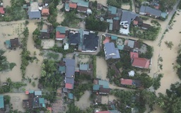 Thanh Hóa: Nước sông dâng cao, hàng ngàn nhà dân ngập lụt