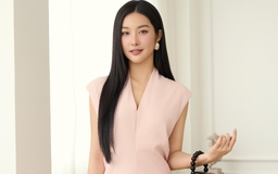 Váy midi tuy giản đơn nhưng lại đẹp xuất sắc