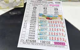 Khách trúng 10 tỉ xổ số miền Nam đài Đà Lạt, đại lý đến nhà đổi thưởng