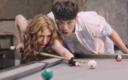 Hình ảnh khác lạ của Uyển Ân