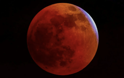 Sắp có nguyệt thực toàn phần: TP.HCM mưa dầm dề, cách để không bỏ lỡ 'trăng máu'