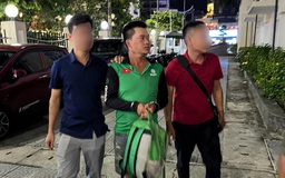 Dùng nải chuối, nhánh cau vàng giả lừa đảo đổi dây chuyền vàng thật