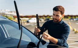 Khi nào nên thay gạt mưa ô tô?