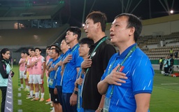 Báo chí Hàn Quốc khen HLV Kim Sang-sik 'dùng người táo bạo, chiến thắng như phép màu'