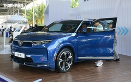 Các hãng xe rầm rộ giảm giá, tiêu thụ ô tô tại Việt Nam lập kỷ lục