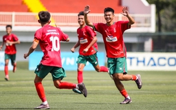 Trường ĐH Kinh tế Tài chính TP.HCM - Trường ĐH Công nghệ Đồng Nai: Bứt phá!