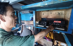 Cận Tết, vì sao hàng trăm ngư dân Đà Nẵng vẫn chần chừ ra khơi?