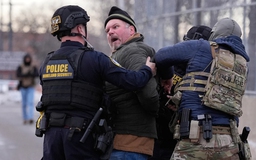 Lầu Năm Góc chuẩn bị điều quân đến Minnesota