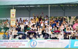 Sân 1.600 chỗ ngồi ‘hết sức chứa’ tại chung kết Tây Nam bộ TNSV THACO cup 2026