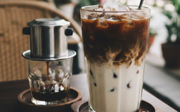 4 nhóm người cần hạn chế uống cà phê sữa dù thích đến mấy