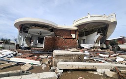 Khu nghỉ dưỡng trăm tỉ đổ sập do bão: Lộ sai phạm của chủ đầu tư