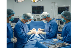 Sở GD-ĐT TP.HCM khuyến cáo giáo viên, học sinh về phẫu thuật thẩm mỹ