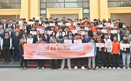 Sinh viên về xã, phường hỗ trợ nâng cao kỹ năng số