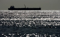 Trung Quốc lên tiếng sau khi Mỹ lên kế hoạch sử dụng dầu Venezuela