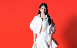 Dàn hoa hậu, á hậu đọ sắc tại thảm đỏ VUNGOC&SON