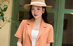 Áo blazer tôn lên nét kiêu kỳ ngày thu