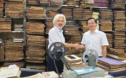 Người giữ ký ức qua hơn 600.000 tờ báo
