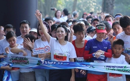 Gần 2.000 người tham gia giải chạy phụ nữ vì môi trường không khói thuốc