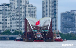 'Lá dừa nước' ngàn tỉ đã cập bến Bạch Đằng, chờ đón người dân TP.HCM