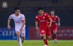 V-League xuất hiện nhân vật cực hay ở tuyến giữa, liệu thầy Kim có đưa vào tầm ngắm?