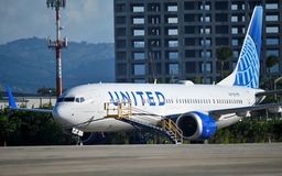 Chuyến bay Mỹ náo loạn vì hành khách nhắn tin đe dọa cướp máy bay