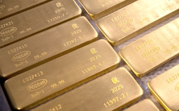 Giá vàng thế giới có đang nghịch lý?