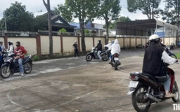 Đề thi bằng lái xe sắp tăng câu hỏi, nhiều người trẻ 'chạy nước rút' đi thi