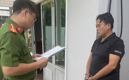 Đang tập thể dục, người phụ nữ bất ngờ bị giật dây chuyền vàng