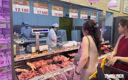 Giá heo 'vạ lây' vì thịt bẩn