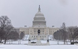 Chính phủ Mỹ bắt đầu đóng cửa một phần