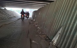 Lô cốt rào quá lâu, đi lại khó khăn