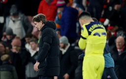 Tottenham sa thải HLV Frank vì ‘quá kiêu ngạo’, tốn hơn 950 tỉ đồng tiền đền bù