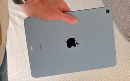 Ba chấm bí ẩn trên iPad dùng để làm gì?