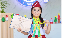 Huy chương toán của học sinh lớp 4 khởi nguồn từ cửa hàng đồ điện