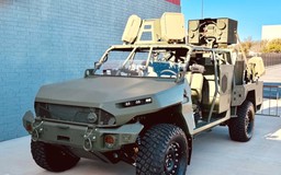 Mỹ dùng cả vũ khí laser bí mật chỉ để bắn bong bóng?