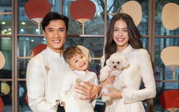 Thủ môn Bùi Tiến Dũng về quê đón tết: Nhóc tì lai gây sốt, cực đáng yêu