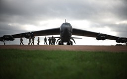 Anh từ chối cho Mỹ dùng căn cứ không kích Iran