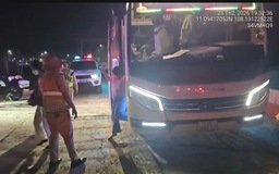 Xe khách 26 chỗ 'nhồi' 34 người trên cao tốc bị CSGT phạt 60 triệu đồng