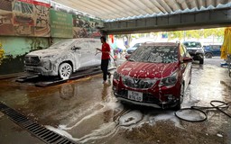 Sau tết nên tự rửa xe ô tô hay mang ra dịch vụ chuyên nghiệp?