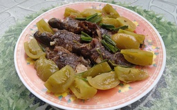 Hương vị quê hương: Rô đồng kho cà chua xanh