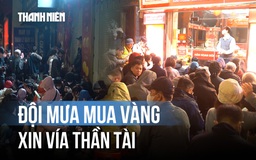 Hà Nội: Xếp hàng mua vàng từ sáng sớm, cầu may ngày vía thần Tài