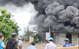 Cháy kho xe điện trò chơi trẻ em ở Gia Lai