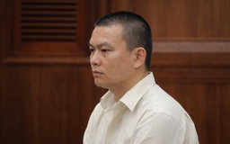 210 chủ thẻ tín dụng sập bẫy đường dây lừa 'rút tiền hộ miễn phí'