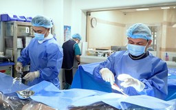 Can thiệp thành công ca tái hẹp nặng trong stent mạch vành