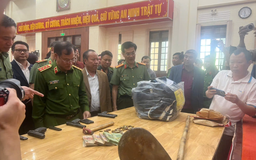 Bắt nghi phạm vụ cướp ngân hàng bằng súng: Cảm ơn chiến công ngay trước tết