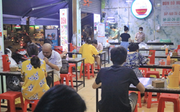 Thưởng tết bằng vàng 5 năm liền, chủ quán bún bò TP.HCM năm nay còn 'chơi lớn'?