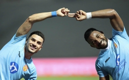 Đỗ Hoàng Hên được gọi lên đội tuyển Việt Nam, đá cặp Xuân Son đại chiến Malaysia?